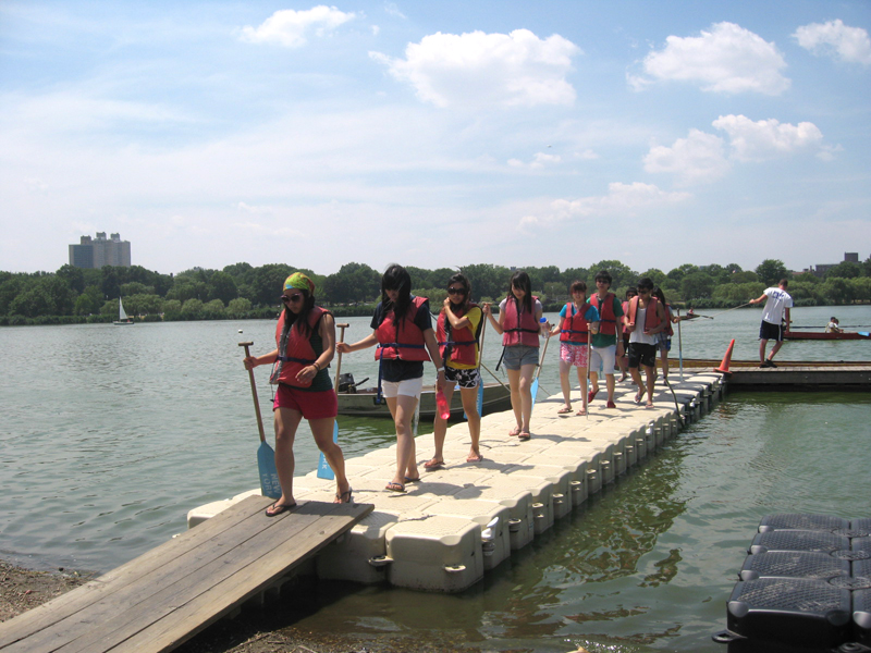 The Hong Kong Dragon Boat Festival in NY (Practice)