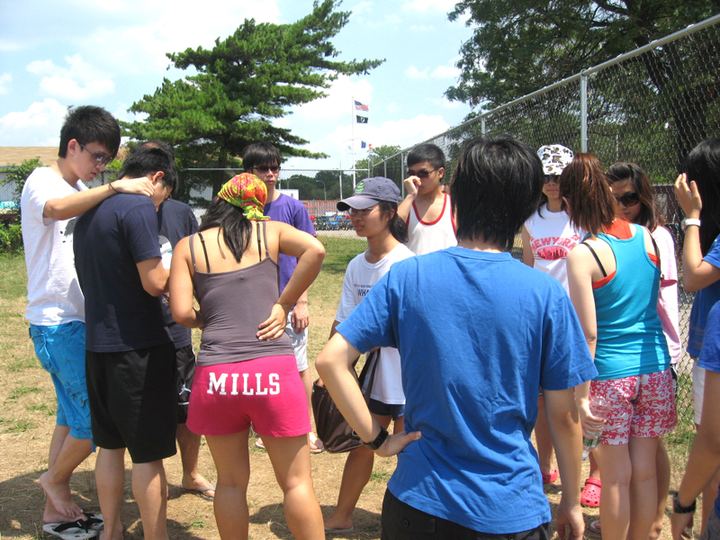 The Hong Kong Dragon Boat Festival in NY (Practice)