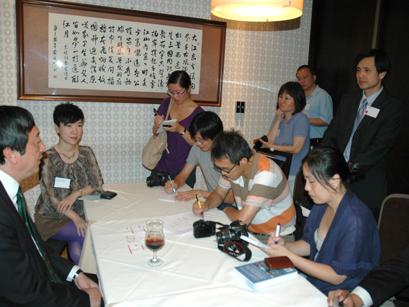 Vice-Chancellor Joseph Sung and CUHK delegation