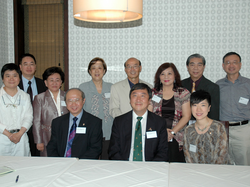 Vice-Chancellor Joseph Sung and CUHK delegation