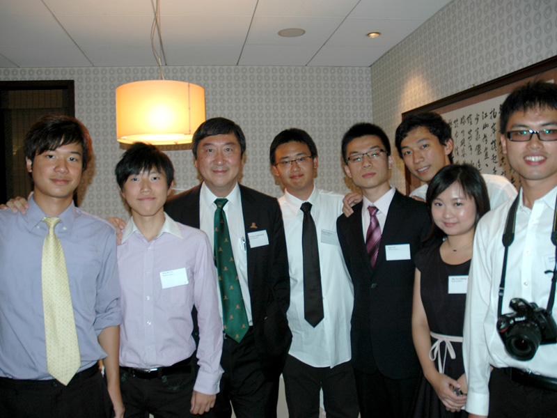 Vice-Chancellor Joseph Sung and CUHK delegation