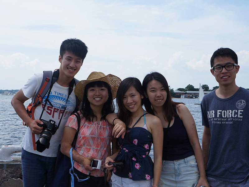 The Hong Kong Dragon Boat Festival in NY (Practice)