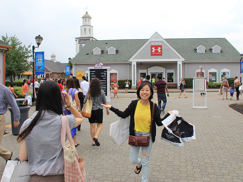 Shopping spree at Woodbury (Session B)