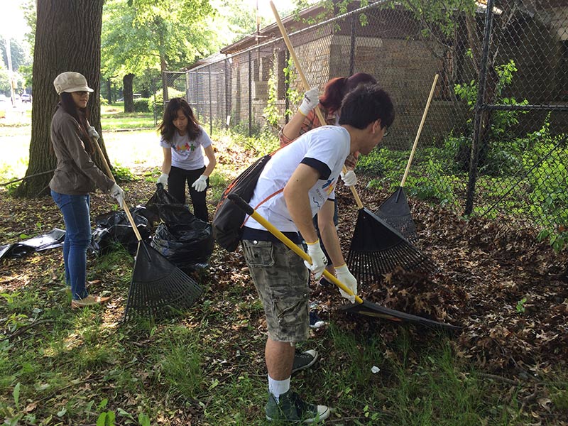 Volunteering at Cunningham Park (Session A)