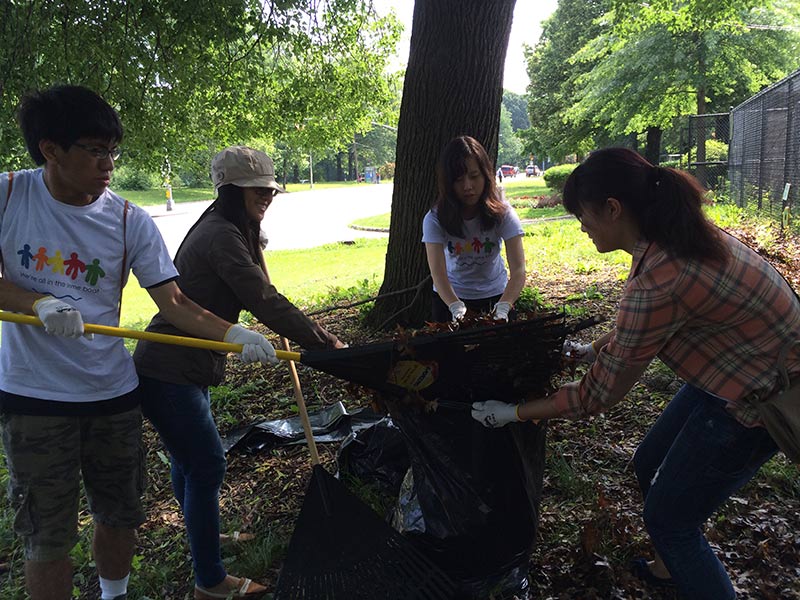 Volunteering at Cunningham Park (Session A)