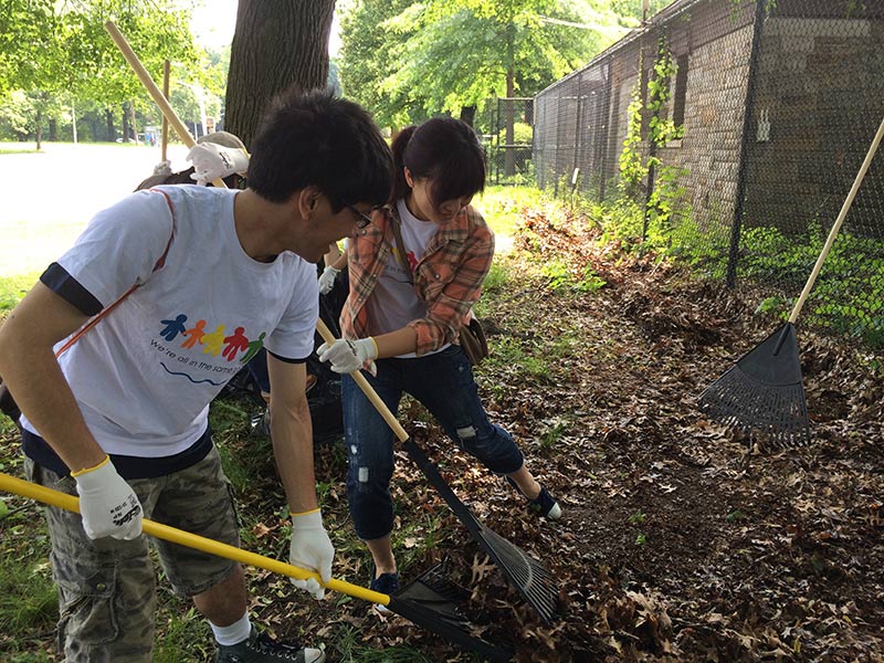 Volunteering at Cunningham Park (Session A)