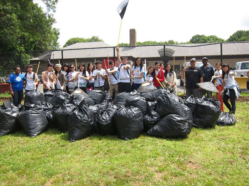 Volunteering at Cunningham Park (Session A)