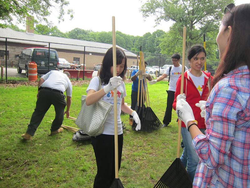 Volunteering at Cunningham Park (Session A)