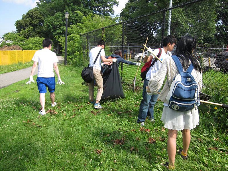 Volunteering at Cunningham Park (Session A)