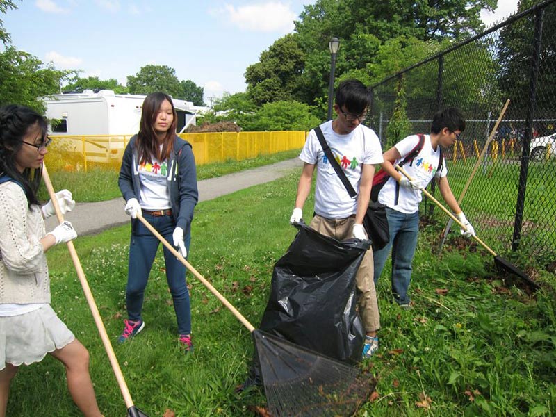 Volunteering at Cunningham Park (Session A)