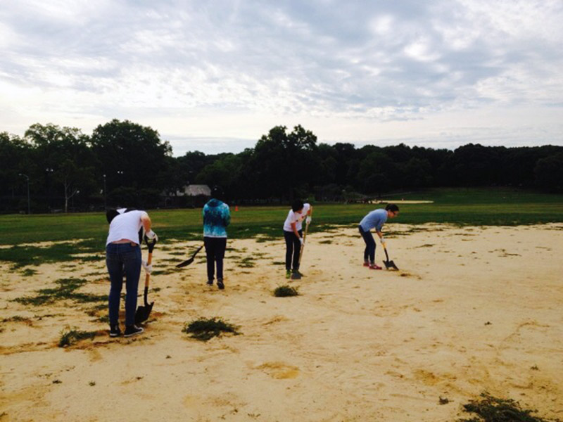 Volunteering at Cunningham Park (Session B)