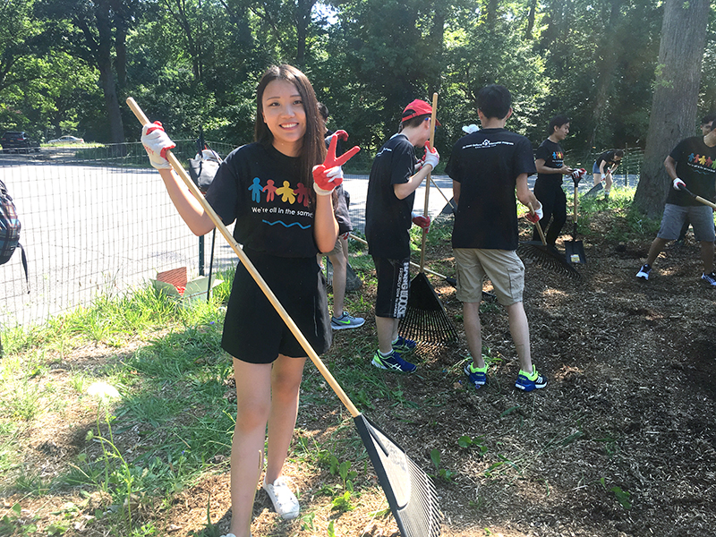 Volunteering at Cunningham Park (Session B)