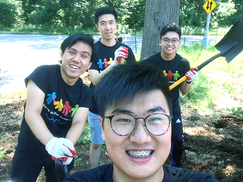 Volunteering at Cunningham Park (Session B)