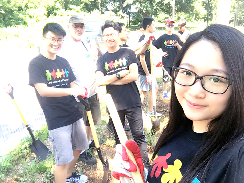 Volunteering at Cunningham Park (Session B)