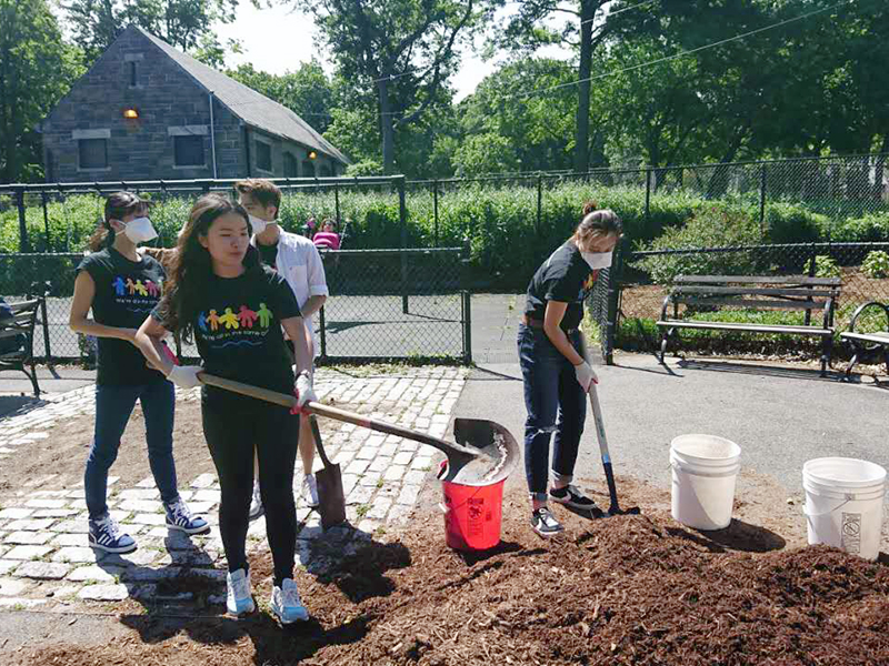 Volunteering at Cunningham Park (Session A)