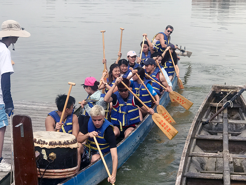 The Hong Kong Dragon Boat Festival in NY (Practice)