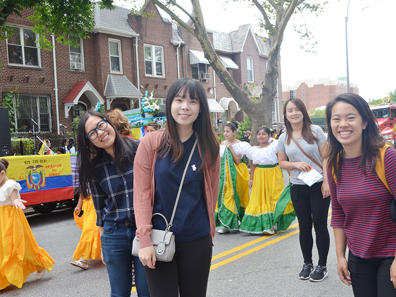 Ecuadorian Independence Day march with NYC Comptroller Stringer