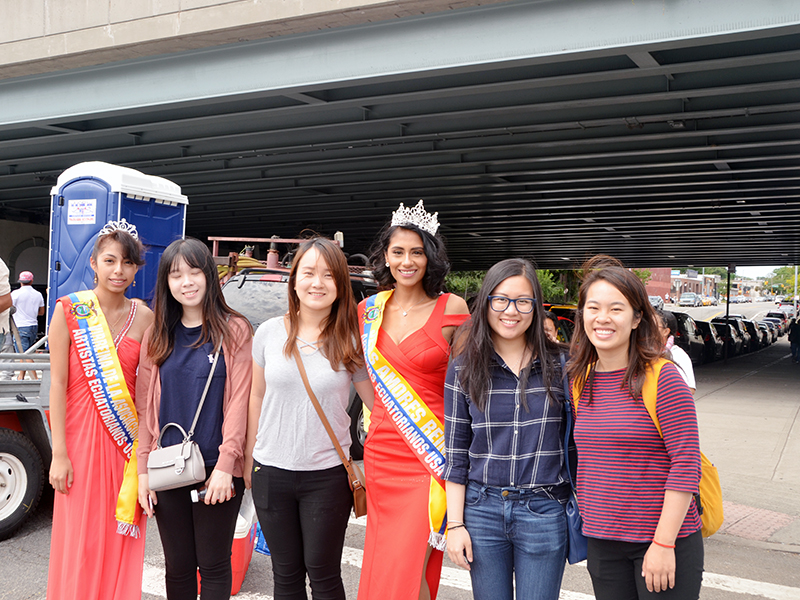 Ecuadorian Independence Day march with NYC Comptroller Stringer