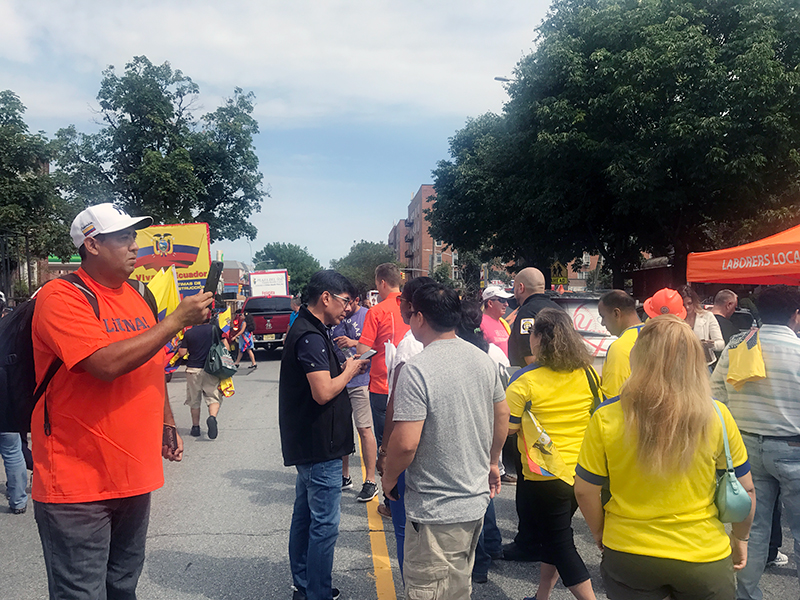 Ecuadorian Independence Day march with NYC Comptroller Stringer