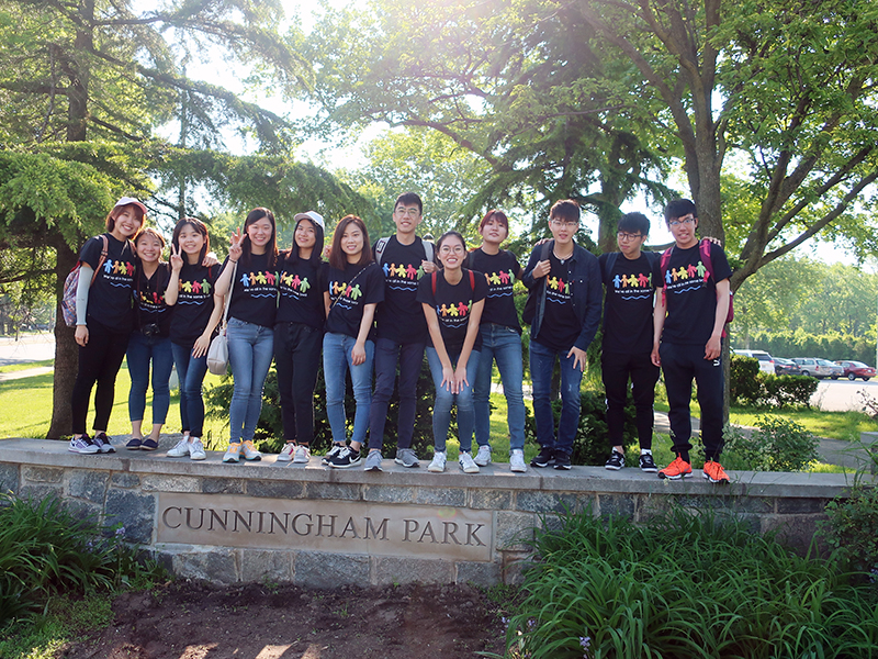 Volunteering at Cunningham Park (Session A)