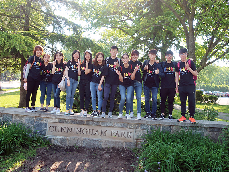 Volunteering at Cunningham Park (Session A)