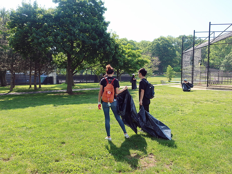 Volunteering at Cunningham Park (Session A)