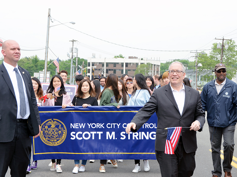 Memorial Day march with NYC Comptroller Stringer