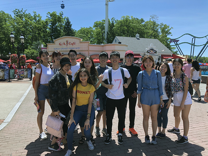 Six Flags