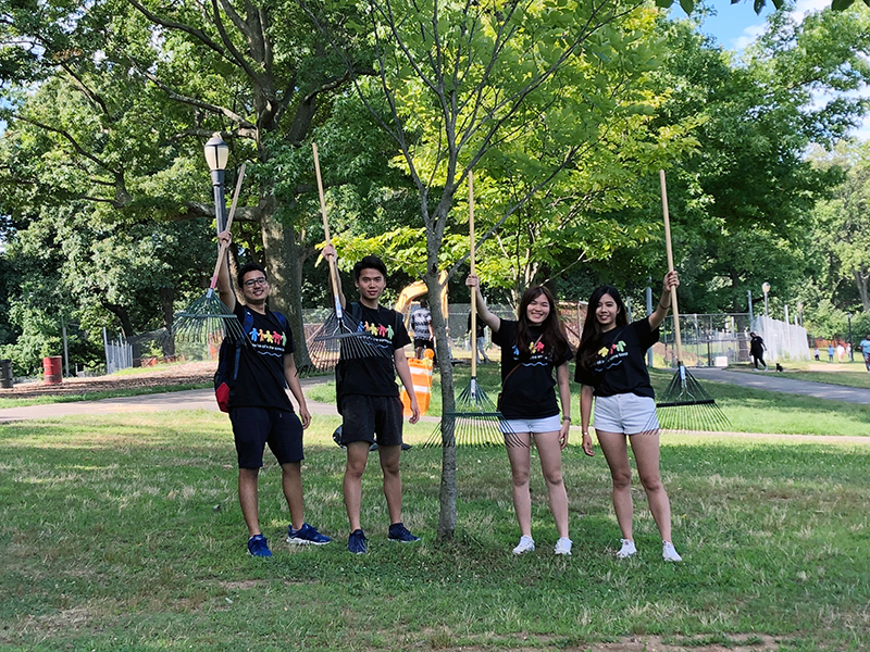 Volunteering at Cunningham Park (Session B)