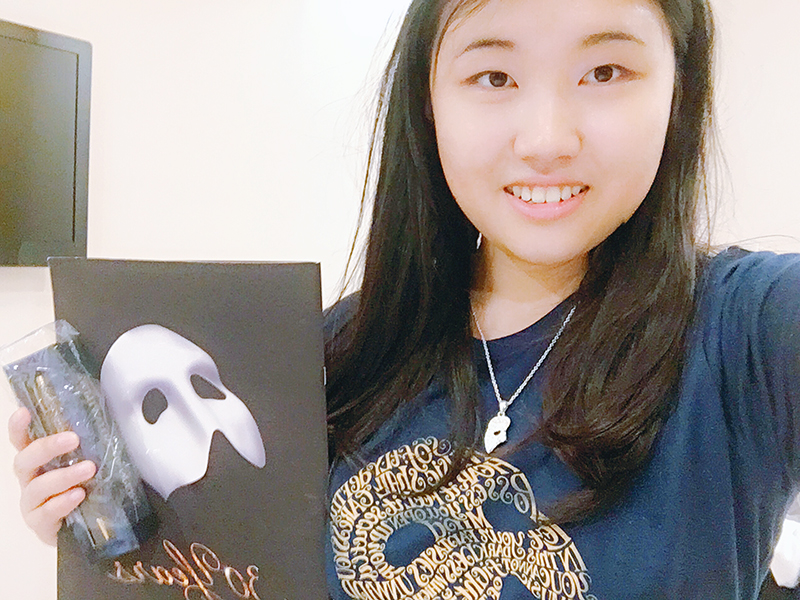 Broadway show (The Phantom of the Opera)