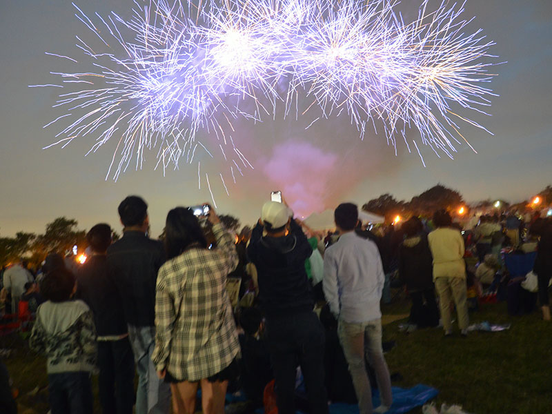 Concert and fireworks at Cunningham Park